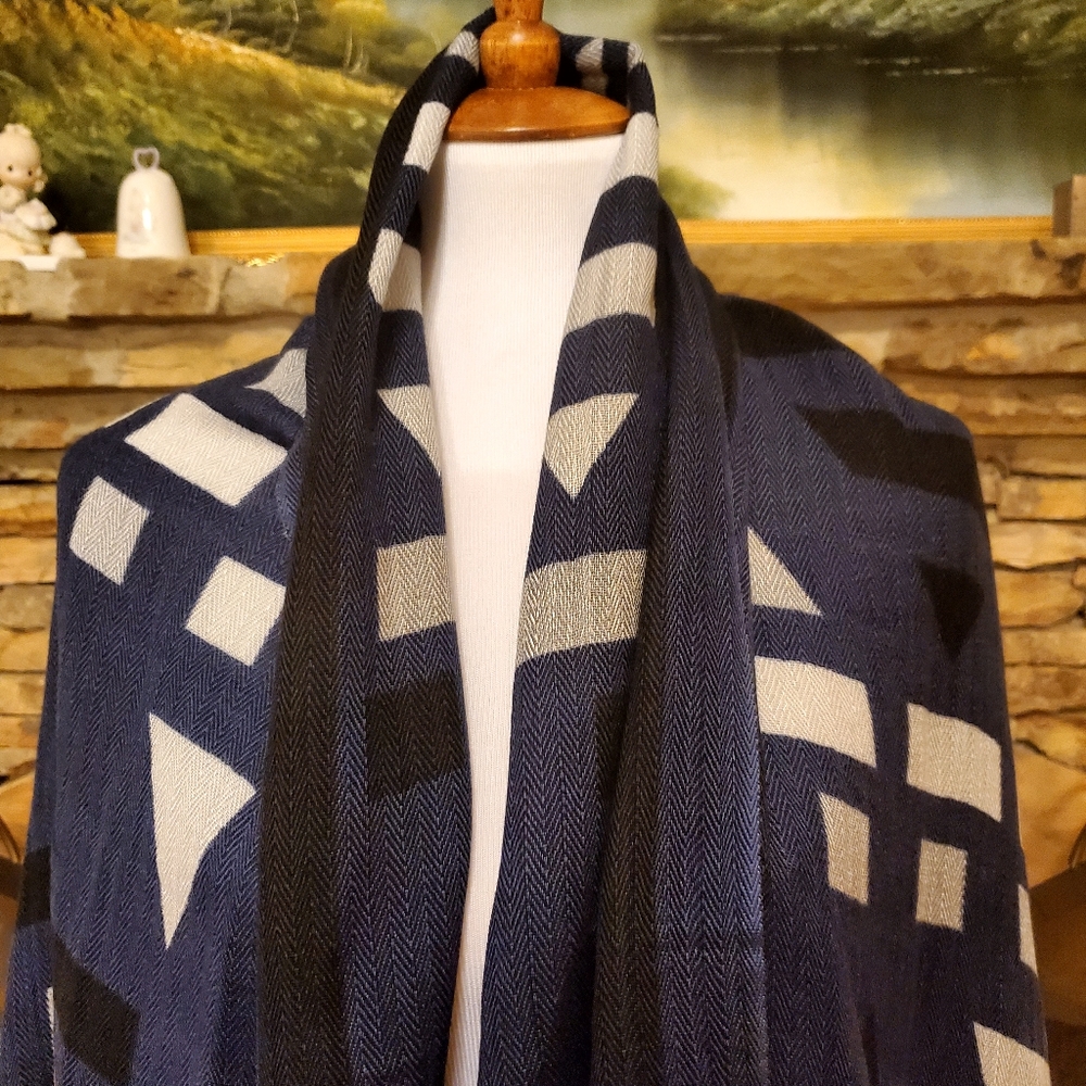 Banana Republic Wool Blend Rectangular Scarf - image 3